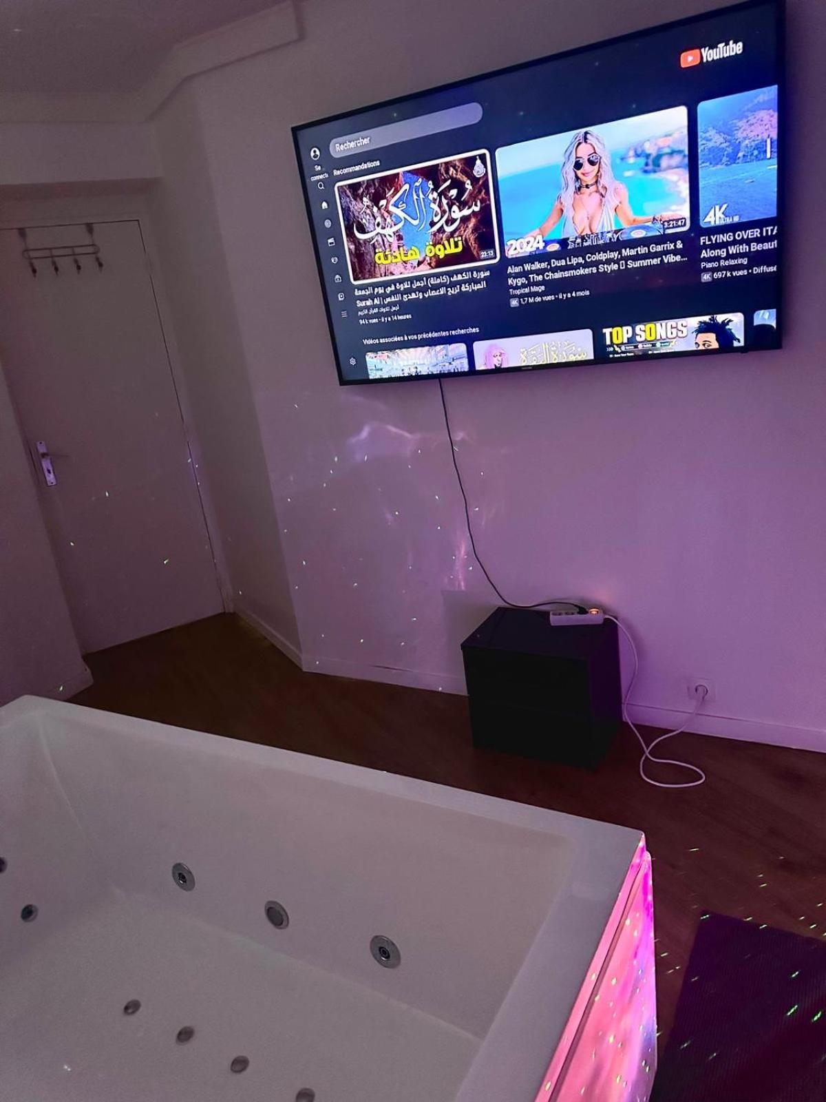 Paris La Defense - Santorin Apartment With Jacuzzi Courbevoie Exteriér fotografie